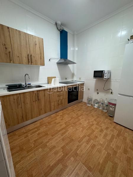 Foto 2f5f5695-1024-4a91-a9f5-19731e791c90. Location duplex dans calle coroneles lacasa 23 dans Melilla