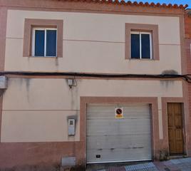 Maison  Calle santo tomás. Casa planta baja y alta (para reformar la alta) en san juan