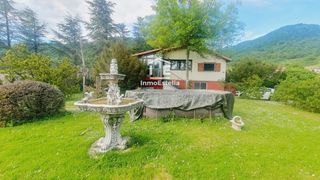Chalet  La unión. Casa con jardín en san martín de améscoa