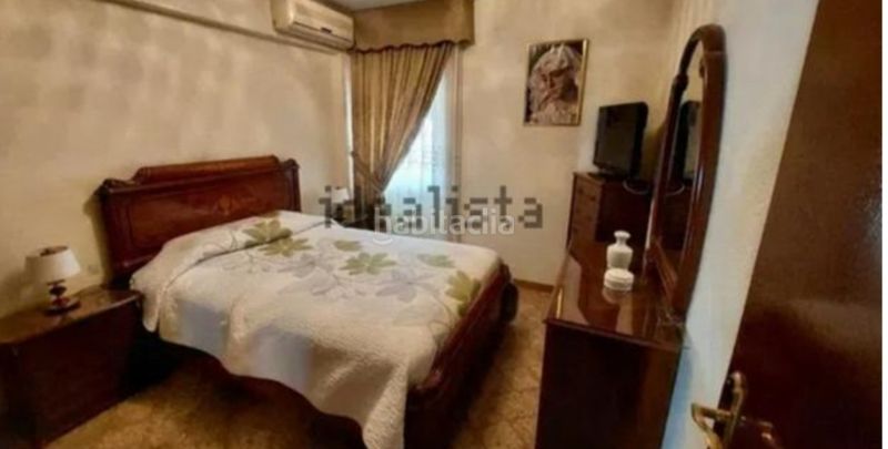 Foto 80fec520-bee2-48c0-877c-b0924c3d465b. Piso en Juan XXIII - Rochelambert Sevilla