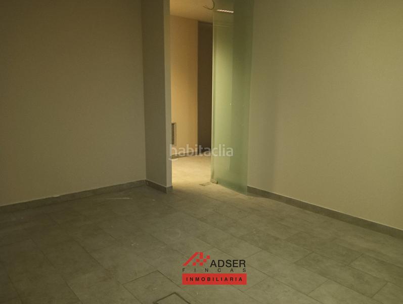 Foto b61782e0-a812-4ea8-aa14-0cd38f26da80. Local comercial local acondicionado en avenida de la paz , mas de 500m en Logroño