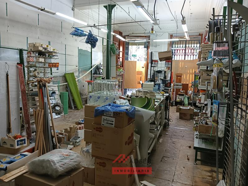 Foto 620f1f5f-5aff-490c-88d6-f938d32205f5. Lloguer local comercial a Gran Via Logroño