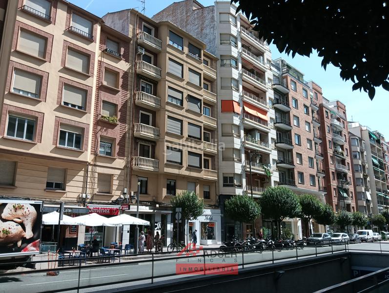 Foto 65abf8bd-fc16-4471-8d1b-7e5989a2b4f2. Appartement avec chauffage dans Gran Via Logroño