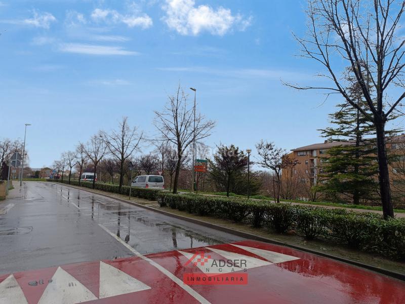 Foto d2c8a8ef-7a62-47fa-b656-7c4f6db589aa. Locale commerciale in Oeste Logroño