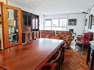 Pis  Logroño - av solidaridad. Gran via piso de 5 habitaciones con muchas posibilidades