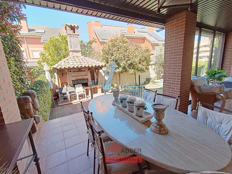 Foto 16907d0f-fbc6-4d9a-8b44-cd677409f477. Casa con riscaldamento parcheggio piscina in Logroño