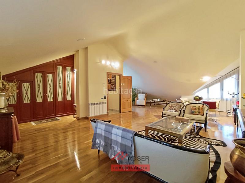 Foto 19045977-1753-49bd-9a24-f796c03d55cc. Casa con riscaldamento parcheggio piscina in Logroño