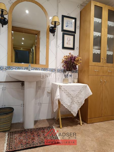 Foto 1e2080a9-5fcd-4317-a027-f7e2ec1fe54b. Casa con riscaldamento parcheggio piscina in Logroño