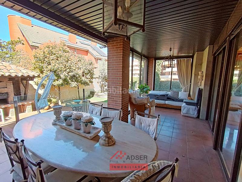 Foto 63220dca-aea8-4027-8598-e34469fbb238. Casa con riscaldamento parcheggio piscina in Logroño