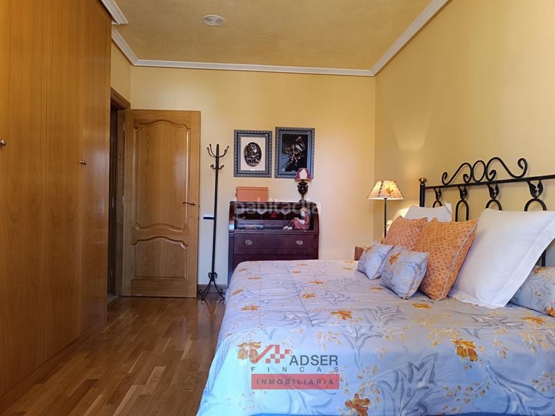 Foto 7e9ba3c4-6ce1-4775-9895-23c0120d5e96. Casa con riscaldamento parcheggio piscina in Logroño