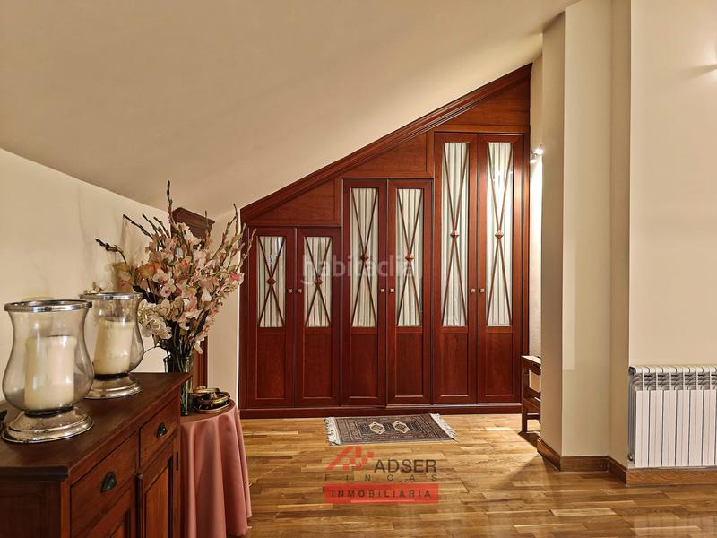 Foto 80e869d4-9585-4eb5-87fe-5610937bc11f. Casa con riscaldamento parcheggio piscina in Logroño