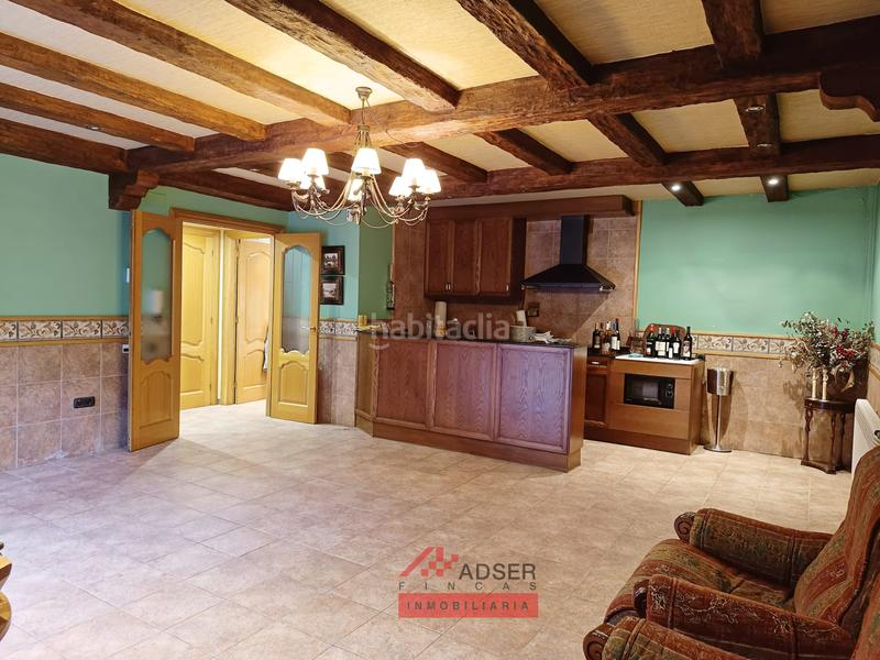 Foto 8f927cb5-1d0b-40f1-ac0e-e44c575230ef. Casa con riscaldamento parcheggio piscina in Logroño