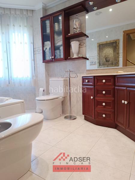 Foto 934eade6-eaf0-4468-bd38-c62b36e403de. Casa con riscaldamento parcheggio piscina in Logroño