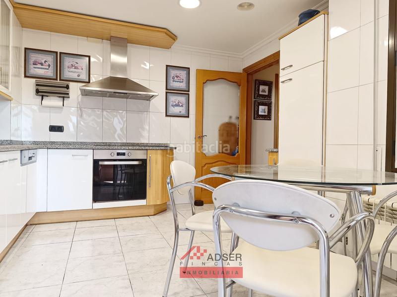 Foto baab471a-5c79-4335-8a57-979225e60a84. Casa con riscaldamento parcheggio piscina in Logroño