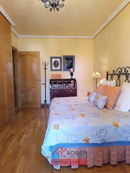 Foto c00638f2-f9ea-4c5f-9009-68265b038559. Casa con riscaldamento parcheggio piscina in Logroño