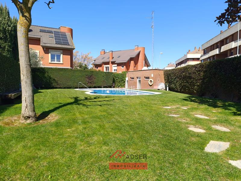 Foto d2e29beb-1ab7-41a0-af4c-5117214cd671. Casa con riscaldamento parcheggio piscina in Logroño