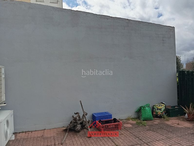 Foto 0866f448-e0f6-4325-b6d5-8cfa4f41d3e9. Traspàs local comercial a Fuenmayor