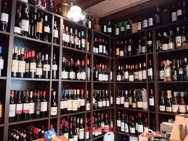 Foto 20acbc34-bfec-4474-b4f8-a12ecdc1ca26. Traspàs local comercial a Fuenmayor