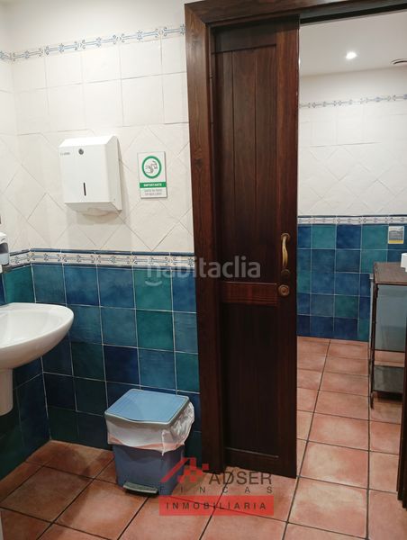 Foto b399f6f0-3e7b-4019-bf0a-6cd598bb0c8d. Traspàs local comercial a Fuenmayor