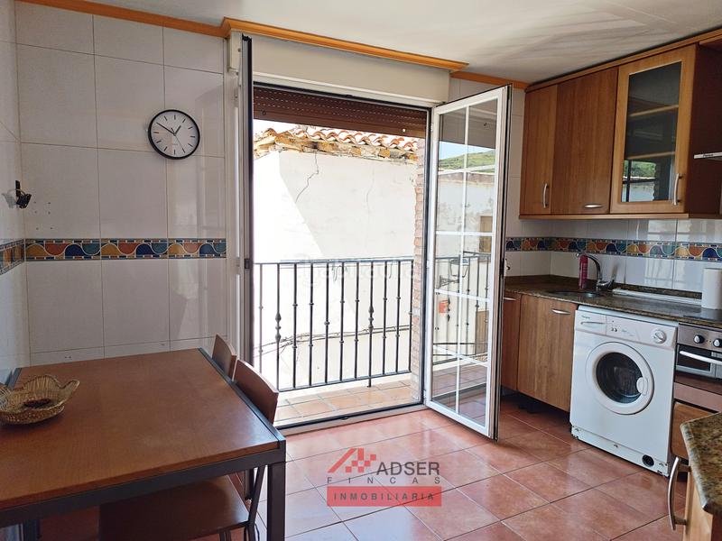 Foto 0b71e13d-d98e-44da-b269-083af2383a26. Piso apartamento con terraza en Viguera