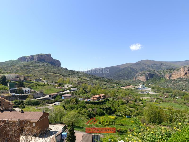 Foto 2481ee65-7423-4f12-b241-7663d0492a1d. Piso apartamento con terraza en Viguera