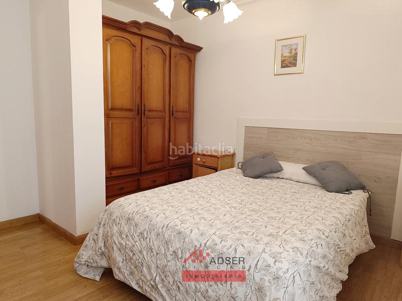 Foto 9759bead-4906-4de9-9326-36646fa31186. Piso apartamento con terraza en Viguera