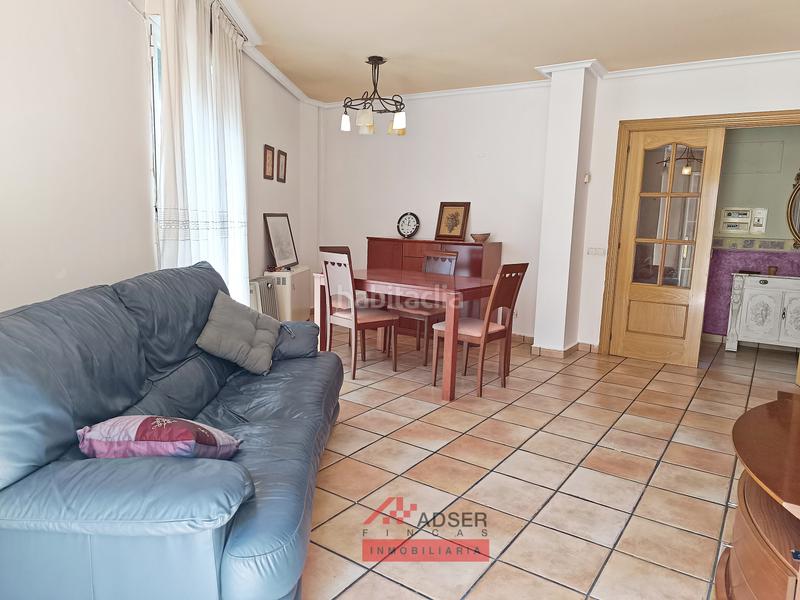 Foto a47c0c12-19a5-4da9-b5f5-1a3c07af71be. Piso apartamento con terraza en Viguera