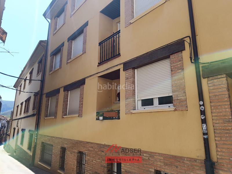 Foto d80531ae-fbc4-4291-a69e-40b39880de11. Piso apartamento con terraza en Viguera