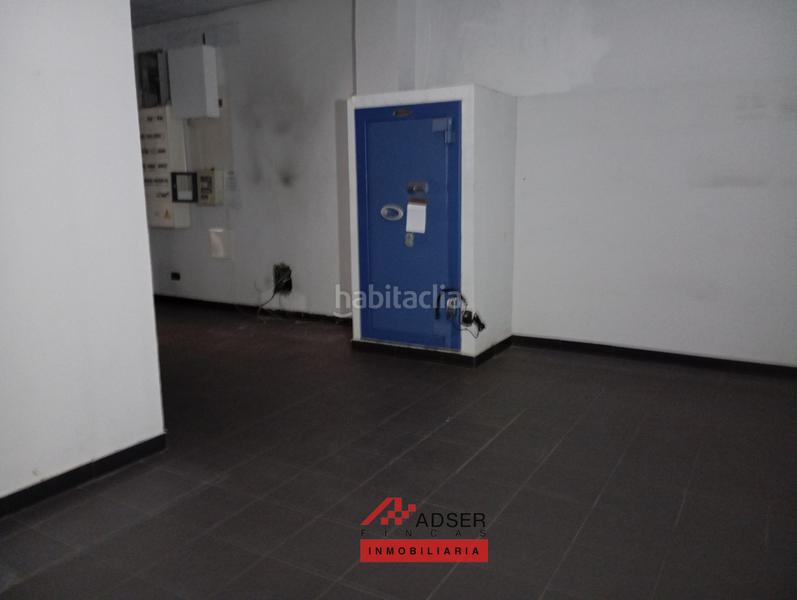 Foto 2a234cda-2443-4e02-a80b-1258f1c6ab07. Alquiler local comercial amplio local en venta en zona ayuntamiento en Logroño
