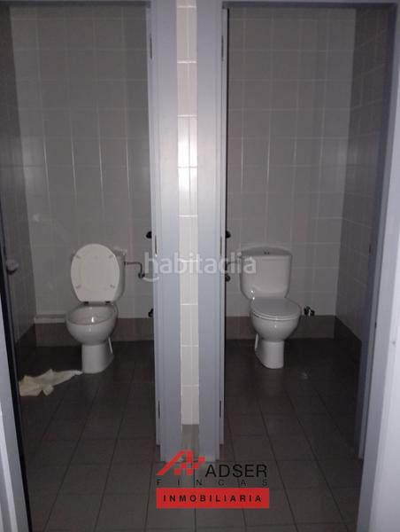 Foto 9443ce48-74fa-4d42-b1b2-1c8621cf93c7. Alquiler local comercial amplio local en venta en zona ayuntamiento en Logroño