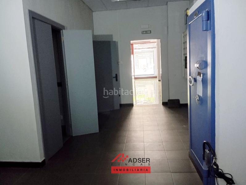 Foto 13f9316c-fb77-44ad-a8ca-e33739851dd9. Location local commercial dans Residencia Logroño