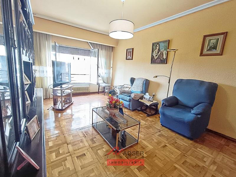 Foto 783f8901-9eb5-4202-81d4-37c8e34f1d4c. Pis amb calefacció a Residencia Logroño