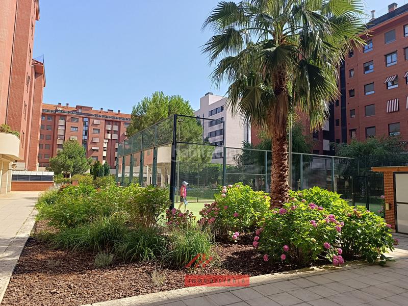 Foto b2fc74db-6ef6-4d3a-a3a6-82a56d25921a. Pis amb calefacció aparcament piscina a Cascajos - Piqueras Logroño
