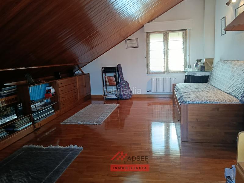 Foto 4a066f7a-ed8c-4251-97e8-ada78465ce3b. Casa exclusiva casa independiente en Avenida Madrid con zona privada y piscina en Logroño