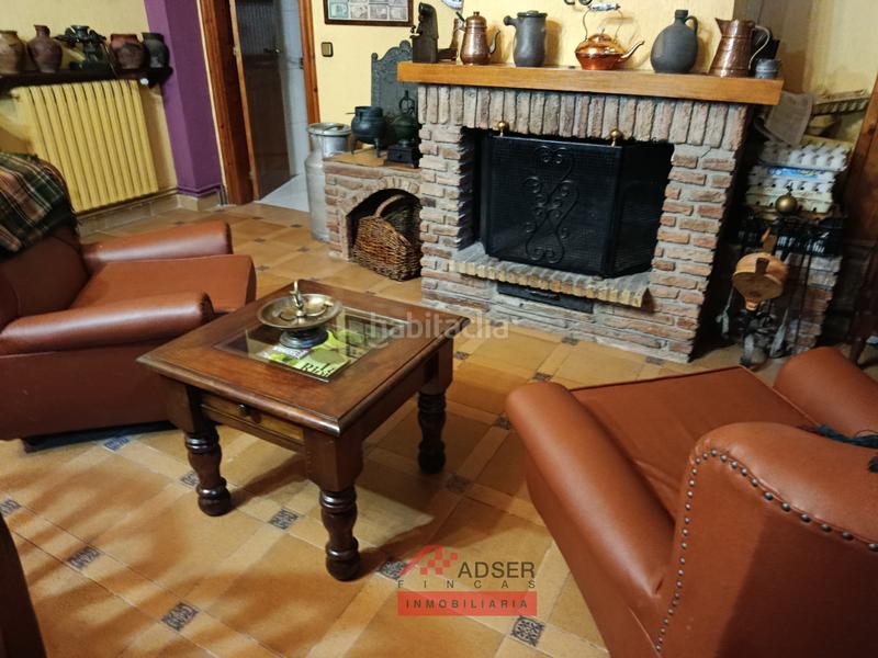 Foto 5bb685d7-dfec-4c22-a609-831de385ba36. Casa exclusiva casa independiente en Avenida Madrid con zona privada y piscina en Logroño