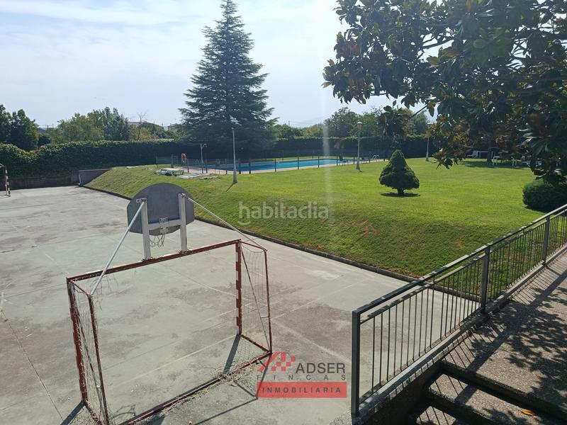 Foto 65269f9c-ce28-4d36-bb01-0eac83f68216. Casa exclusiva casa independiente en Avenida Madrid con zona privada y piscina en Logroño