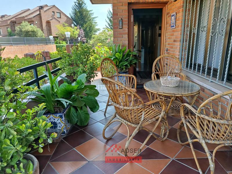 Foto 6ad672a1-e665-4fd8-8392-357d7725fa30. Casa exclusiva casa independiente en Avenida Madrid con zona privada y piscina en Logroño