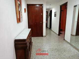Pis  Logroño - calle samalar. Piso de 3 habitacones con garaje opcional en un buen edificio de