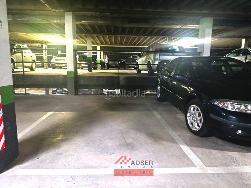 Foto 67f7da5d-3fbe-4739-83f8-c8a2c4b0b9fa. Car parking in San Millán - Ayuntamiento Logroño