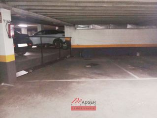 Aparcament cotxe a Logroño - Avda de la Paz