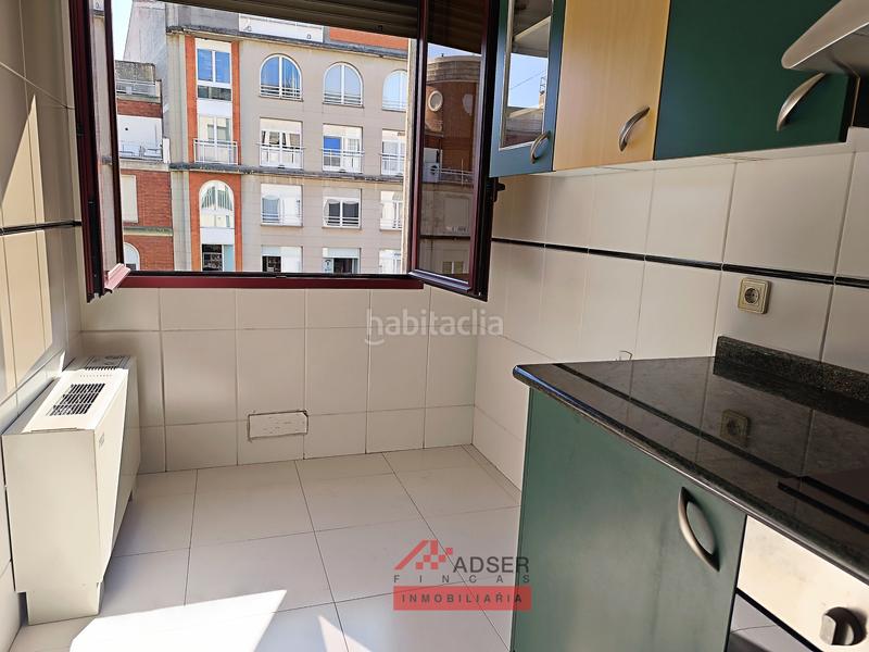 Foto 5724533c-dcd3-45bb-9f05-a6de132855ec. Piso espolon todo exterior inmejorables vistas en Logroño