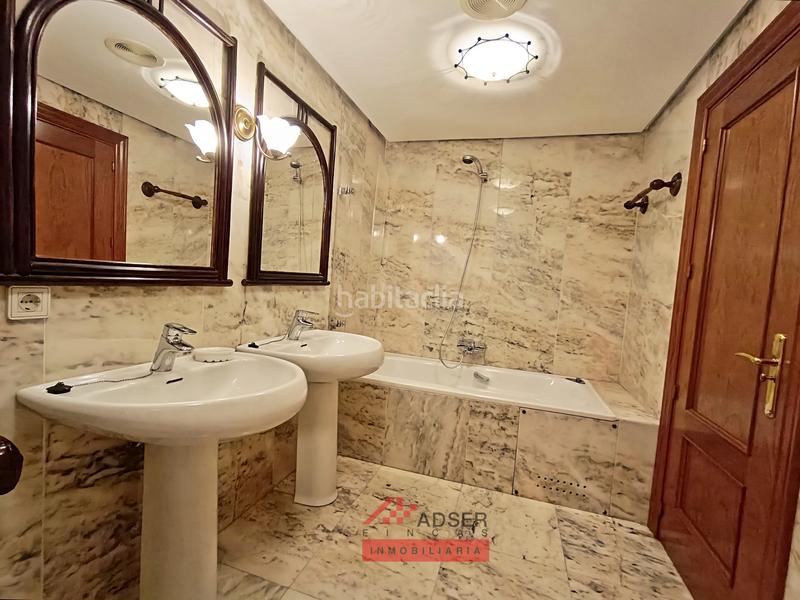 Foto 92521fbb-d789-46c5-b3d3-6a1dd43aab44. Piso espolon todo exterior inmejorables vistas en Logroño