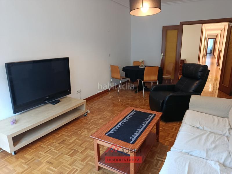 Foto 346b0ce9-4c86-4a06-9878-cd2ab8322ae3. Etagenwohnung mit heizung parking in Gran Via Logroño