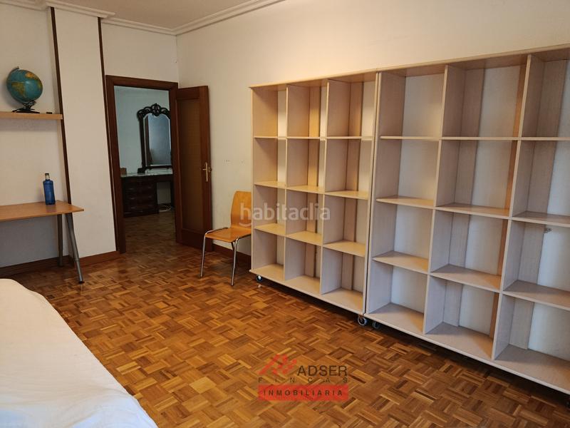 Foto 985d5a37-a419-4d75-93bb-3fe578dd2e50. Etagenwohnung mit heizung parking in Gran Via Logroño