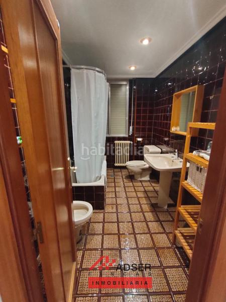 Foto ab0ac568-8801-4a44-a153-e2a5e6f7cb47. Etagenwohnung mit heizung parking in Gran Via Logroño