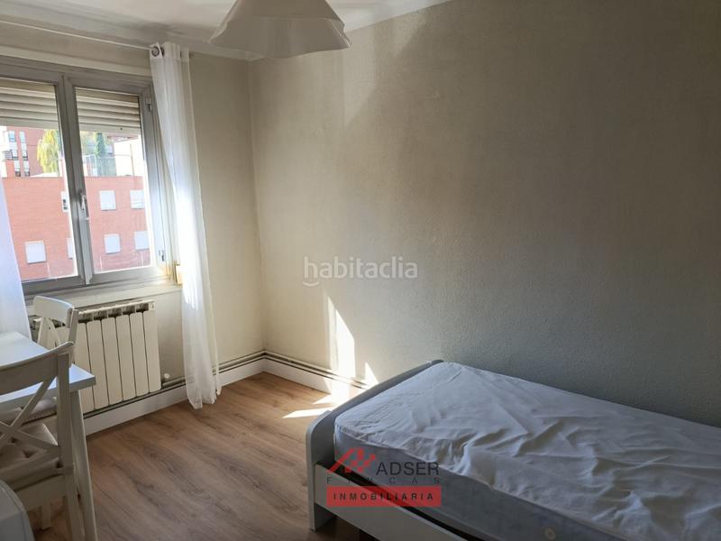 Foto 31ae9e45-9be5-4d07-8ad5-2f0adc646147. Alquiler piso encantador piso de tres dormitorios refornado con balcon exterior. en Logroño