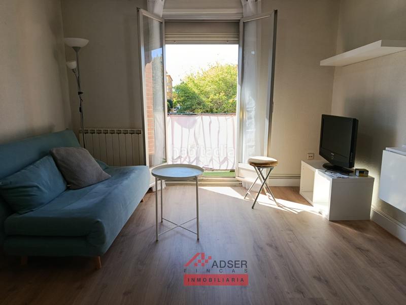 Foto f0bf77e8-010d-4aef-9e15-c0c4c09ce97e. Alquiler piso encantador piso de tres dormitorios refornado con balcon exterior. en Logroño