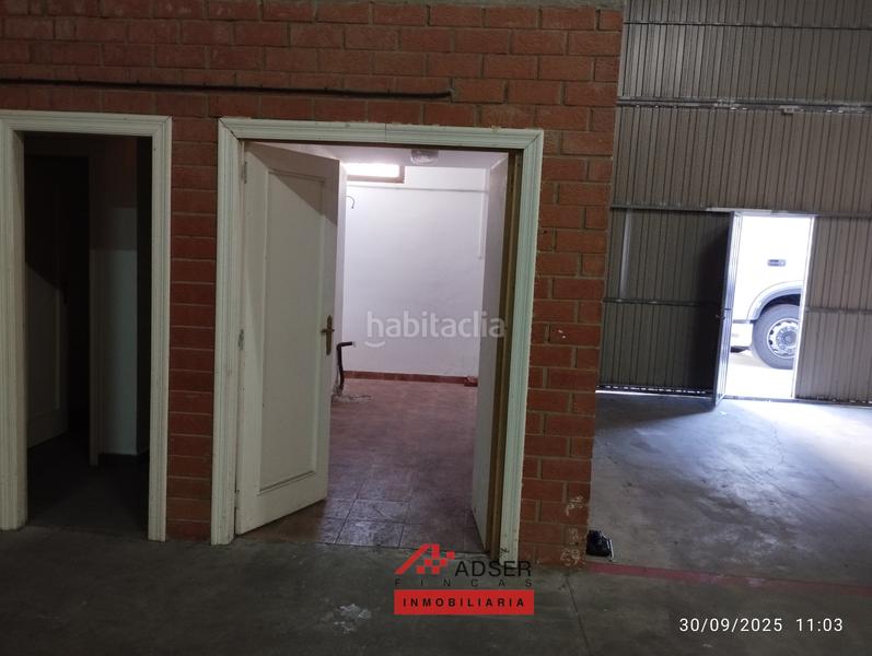Foto 9a023b88-eeb7-4796-a168-fb18785bded6. Miete fabrikhalle in Oyón / Oion