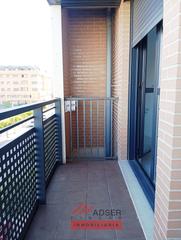 Etagenwohnung  Lardero - cl rio duero. Piso en venta en la t1 con terraza y dos garajes