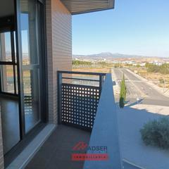 Etagenwohnung  Lardero - cl rio duero. Piso en venta en la t1 con terraza y dos garajes